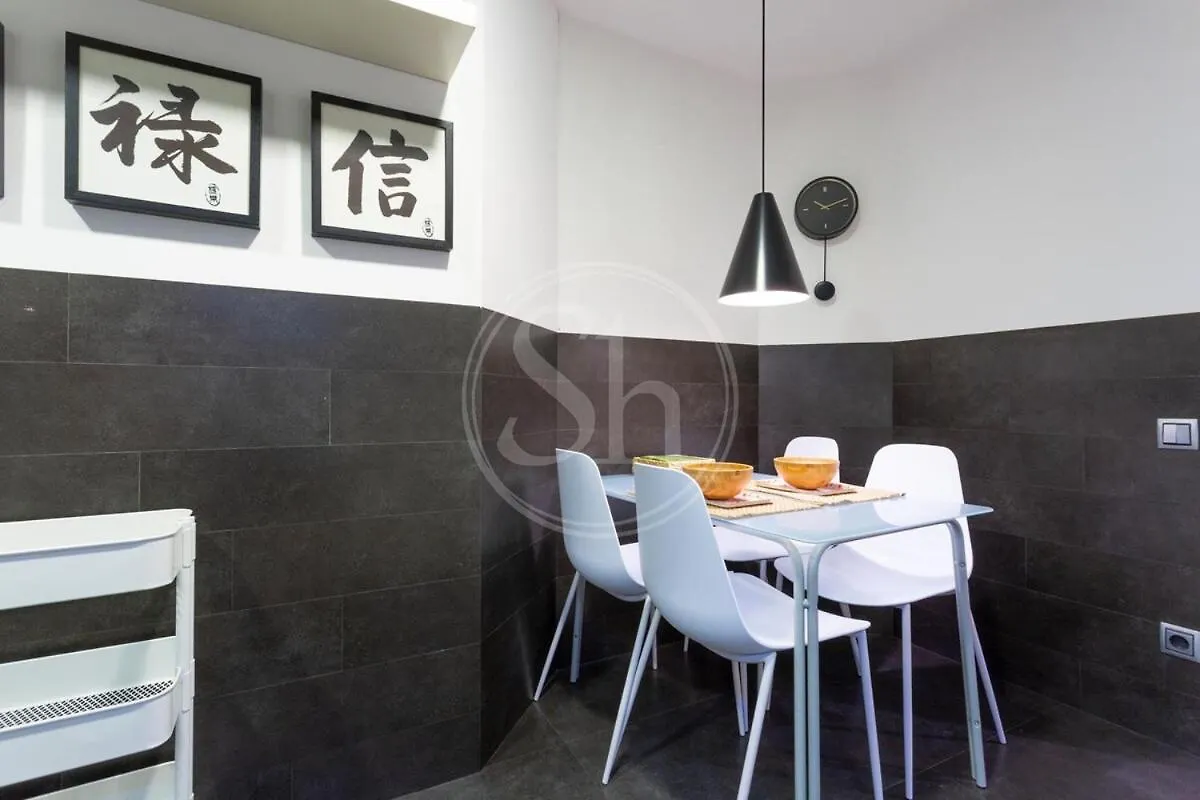 Comodo Apartamento En El Eixample Barcelona