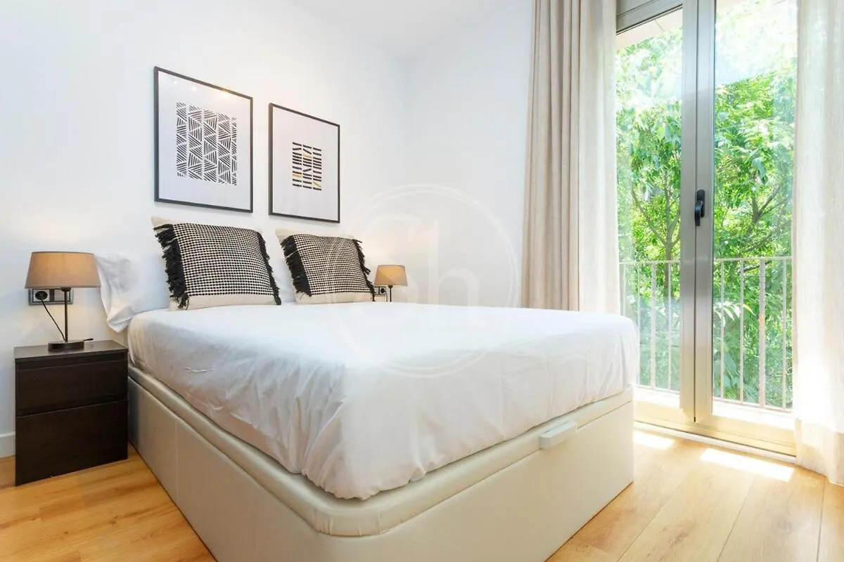 Comodo Apartamento En El Eixample Barcelona Apartment