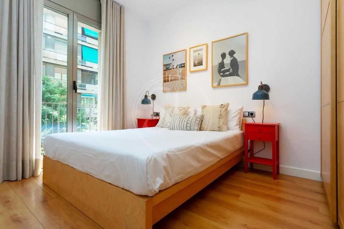 Comodo Apartamento En El Eixample Barcelona
