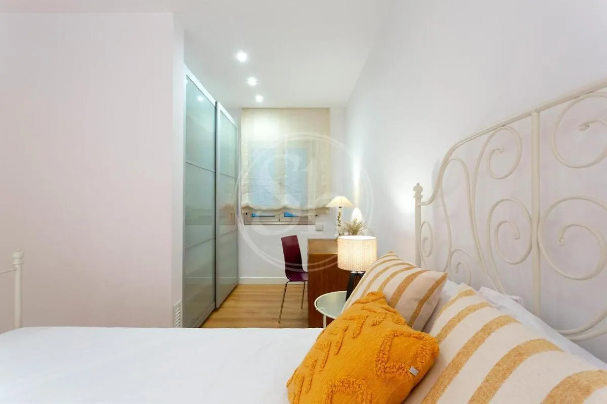 Apartment Comodo Apartamento En El Eixample Barcelona