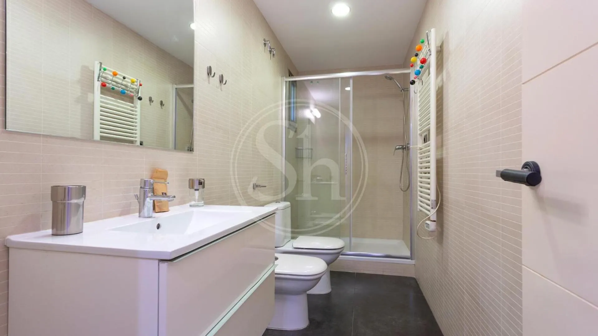 Comodo Apartamento En El Eixample Barcelona