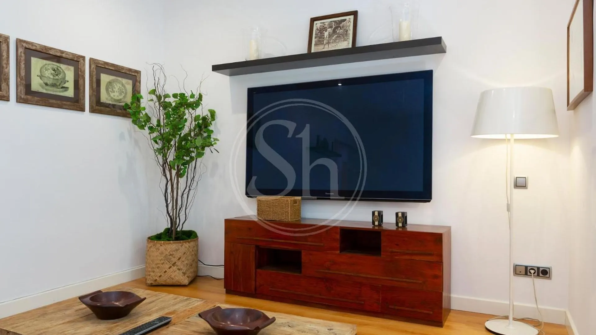 Comodo Apartamento En El Eixample Barcelona